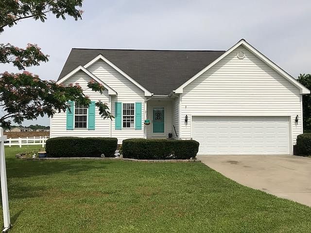 1st image of 119 Heron Dr