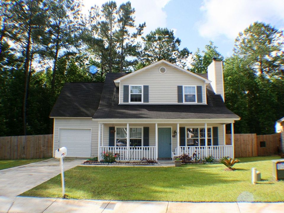 2nd image of 3 Stalwick Dr