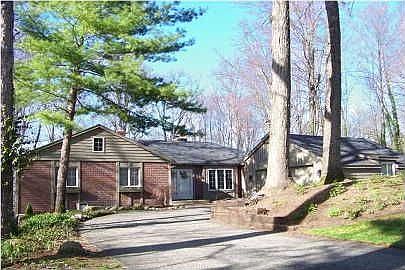 1st image of 6777 Woodbrook Dr SE