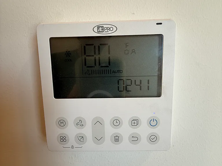 Central A/C and Heating Thermostat