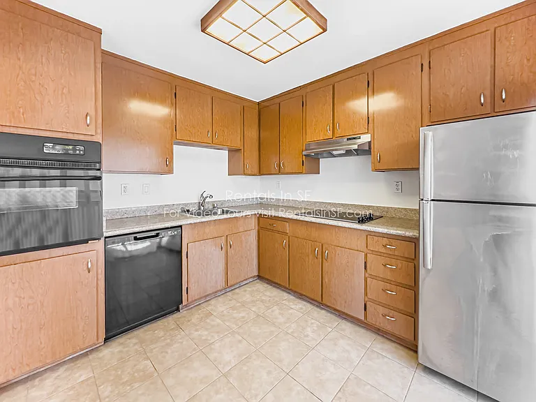 Kona Kai Apartments — Photo 27