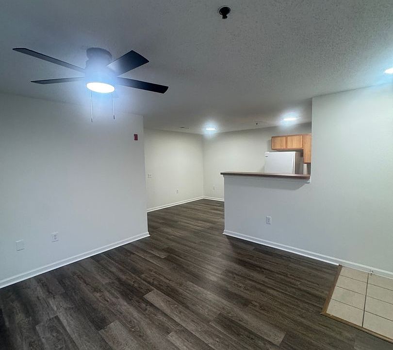 1st image of 1525 Spring Place Rd SE #612