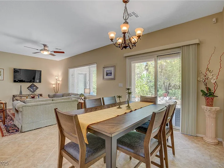 2176 Shadow Canyon Dr — Photo 4