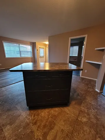 31 Jamieson Ave — Photo 2