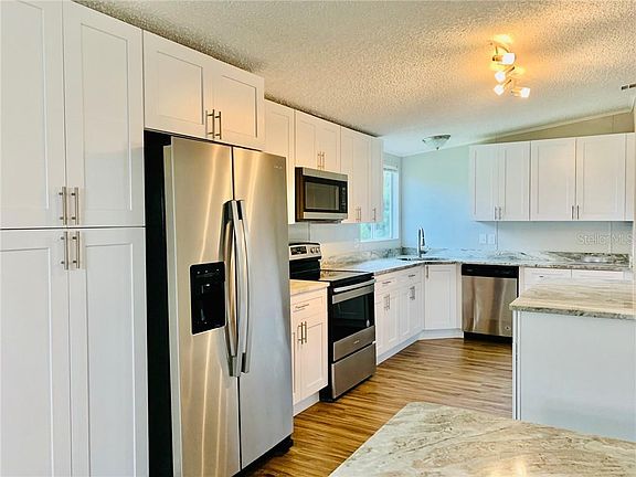 2nd image of 4985 Satellite Ave