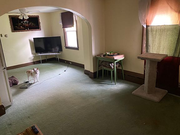 2nd image of 322 Maclay St