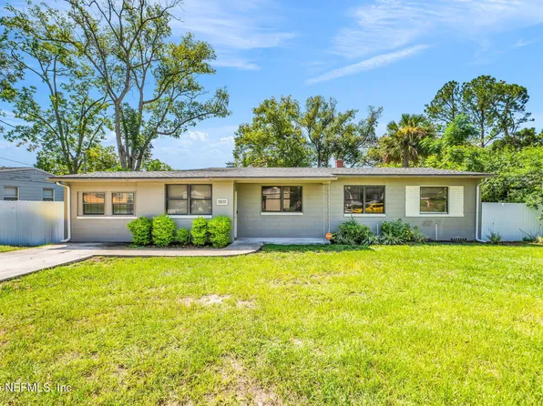 7875 DENHAM Road E, Jacksonville, FL 32208