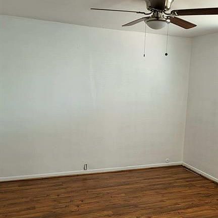 5th image of 7510 Shadyvilla Ln APT 18