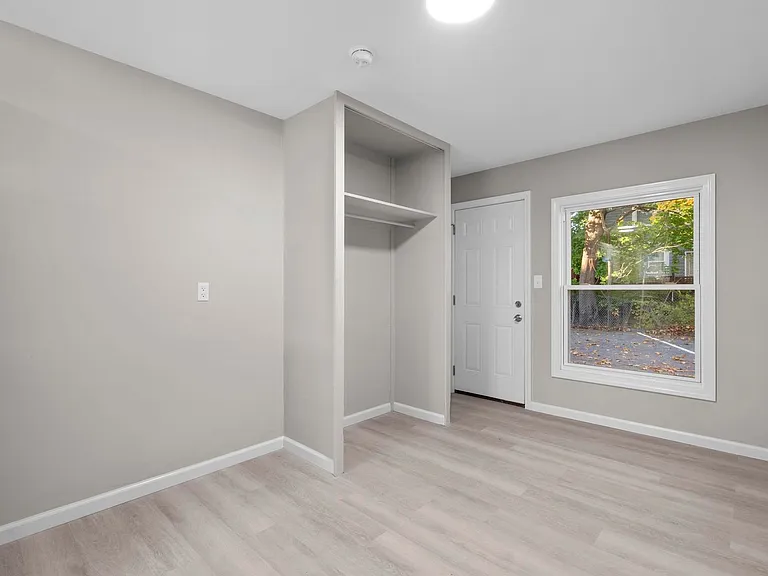 107 Benham Rd — Photo 20