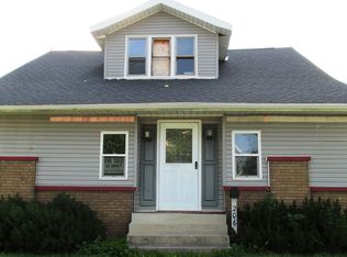 206 N 3rd St, North Baltimore, OH