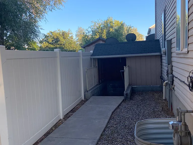 1605 W Frankie Cir #BASEMENT — Photo 4
