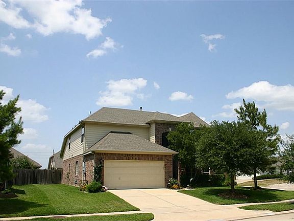 3rd image of 26402 Creston Woods Dr