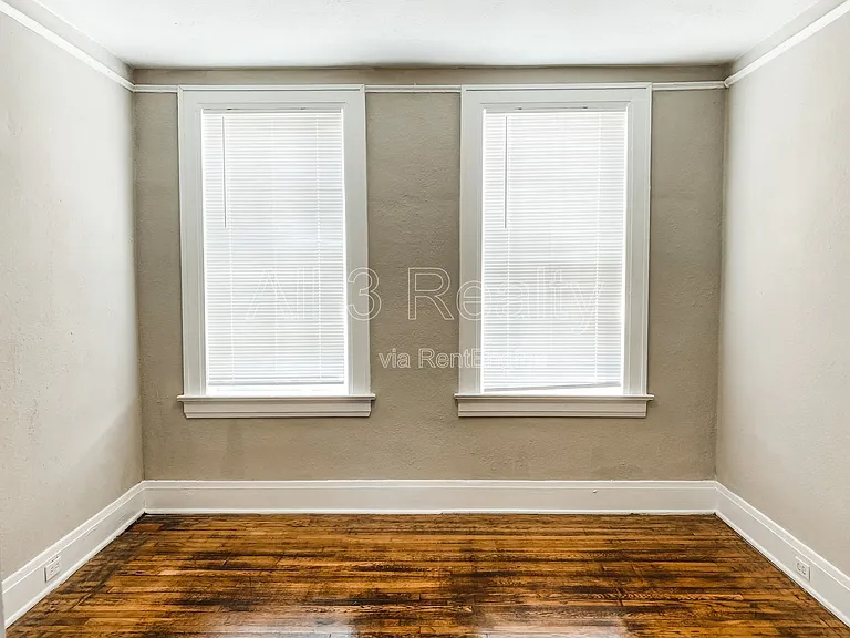 2243 Madison Ave #B — Photo 4