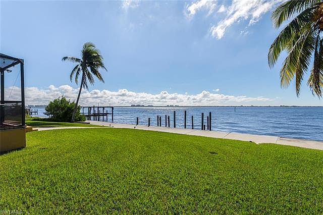 1st image of 334 Bayshore Dr