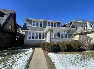 704 Blaine Ave, Racine, WI 53405