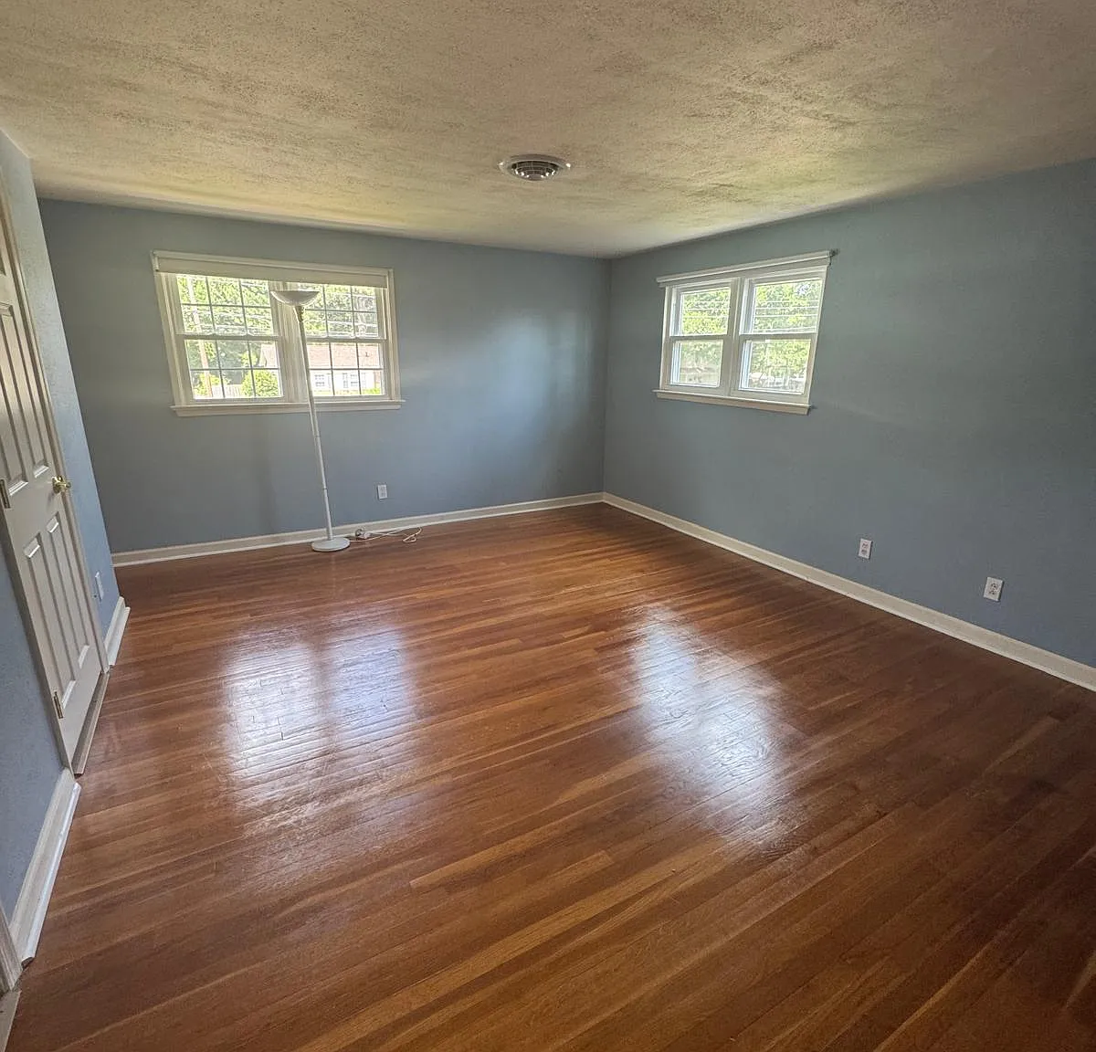 1 bed, $800 — Photo 1
