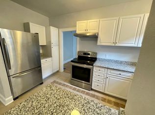 5 Myrtle St APT 1, Auburn, ME 04210