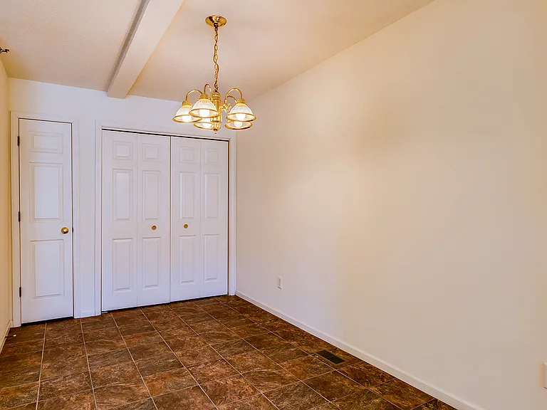 The Brittany's Apartments and Townhomes — Photo 11