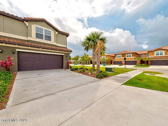2nd image of 785 Simeon Dr #785