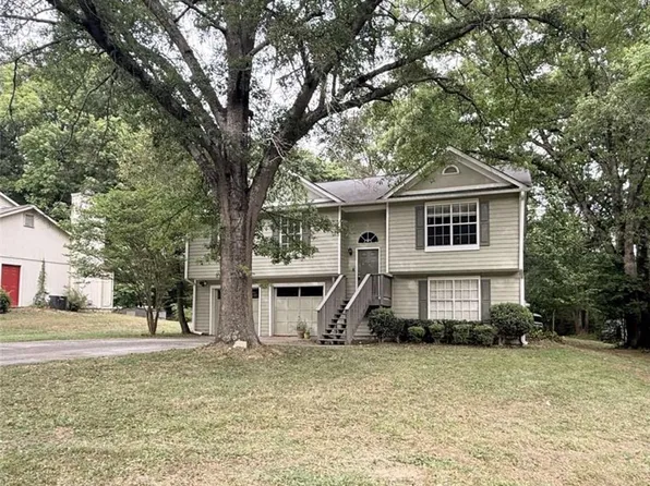 1404 Chelsea Downs Ln NE, Conyers, GA 30013