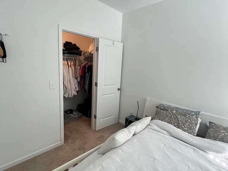 803 Oak Center Dr — Photo 5