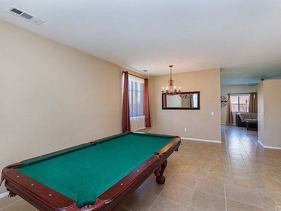 4th image of 2197 Larkspur Ct