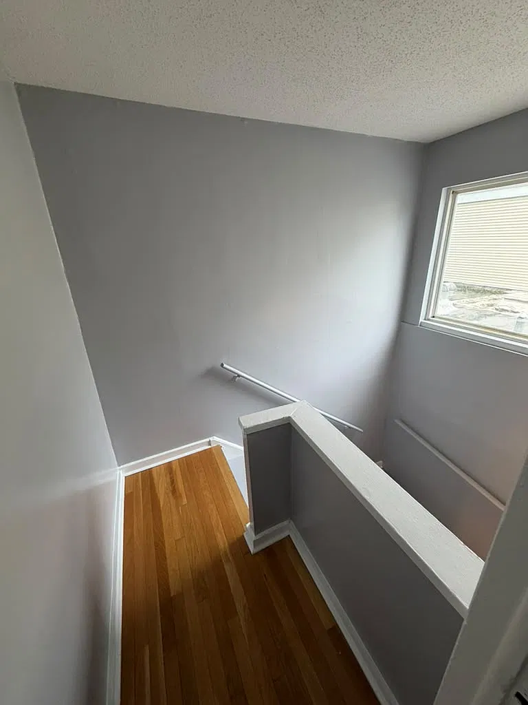 4 bed, 1200 sqft, $2,095 — Photo 3