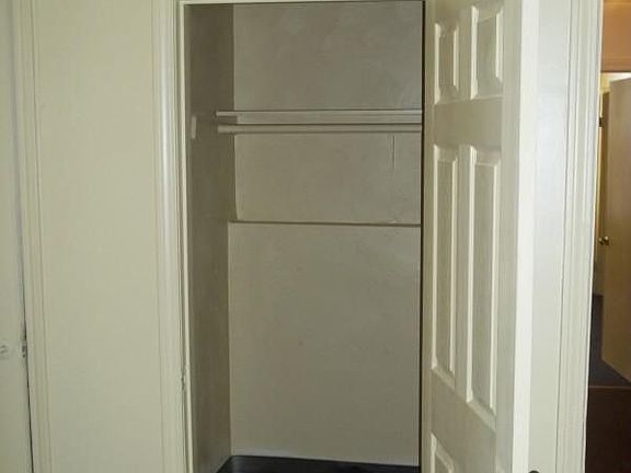 4th image of 9 Esmond St APT 9
