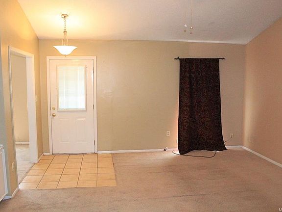 3rd image of 5824 Ainsworth Ct