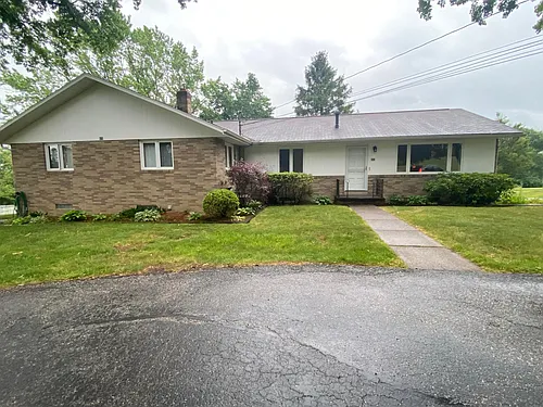 880 Church St Photo 1