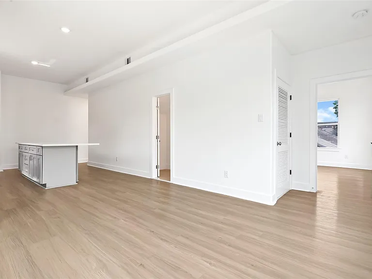 4602 Clay St #B — Photo 4
