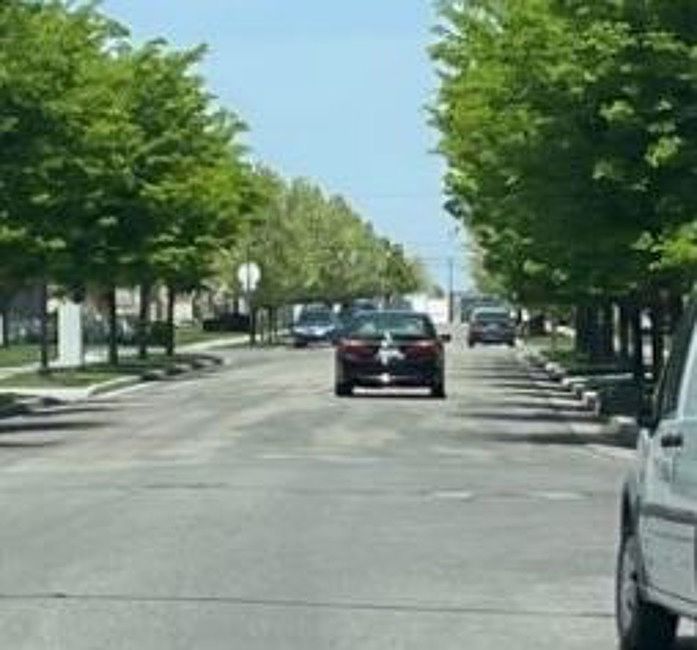 Exterior Neighborhood (street photo)