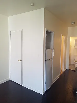 Rented by Allen Harris, LREB | media 15