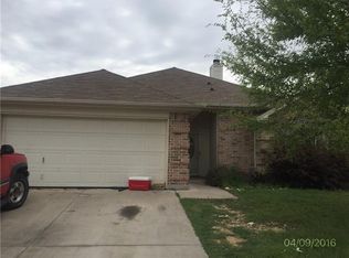 494 Mesa Vista Dr, Crowley, TX 76036