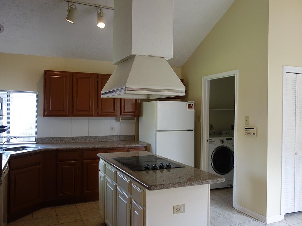 1st image of 3210 Settlers Way Blvd
