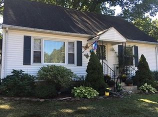 51 Hazen St, Springfield, MA 01119