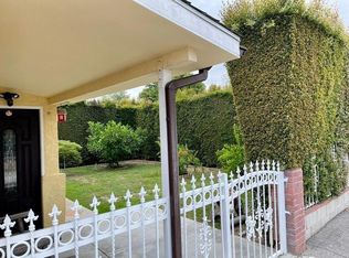 15430 Archwood St, Van Nuys, CA 91406