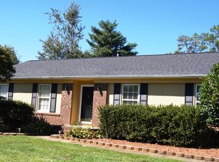 1130 Edenwood Dr, Winston Salem, NC 27103