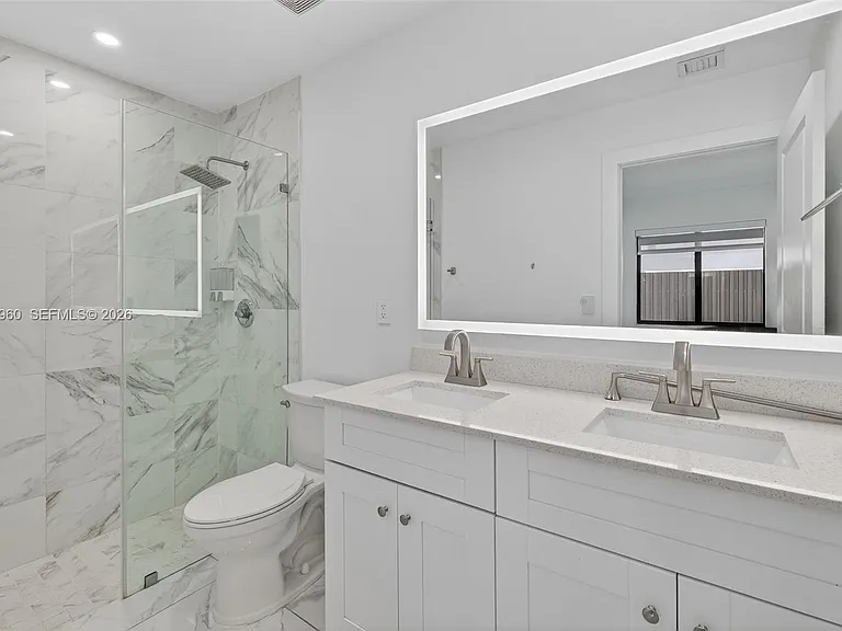 2492 SW 44th St #2492 — Photo 24