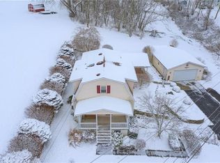 110 Conway Wallrose Rd, Freedom, PA 15042