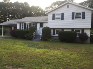 12 Cormier Rd, Burlington, MA 01803