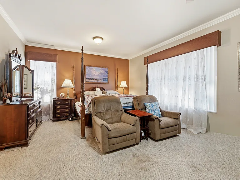 2720 Oates Dr — Photo 75