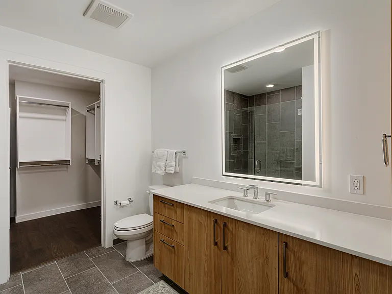1212 Demonbreun St #903 — Photo 5