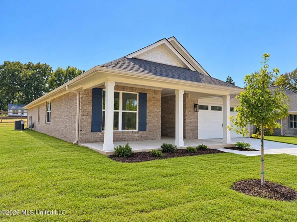 8985 Jackson Ln, Olive Branch, MS 38654