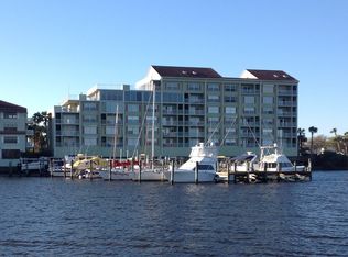 553 Marina Point Dr, Daytona Beach, FL 32114
