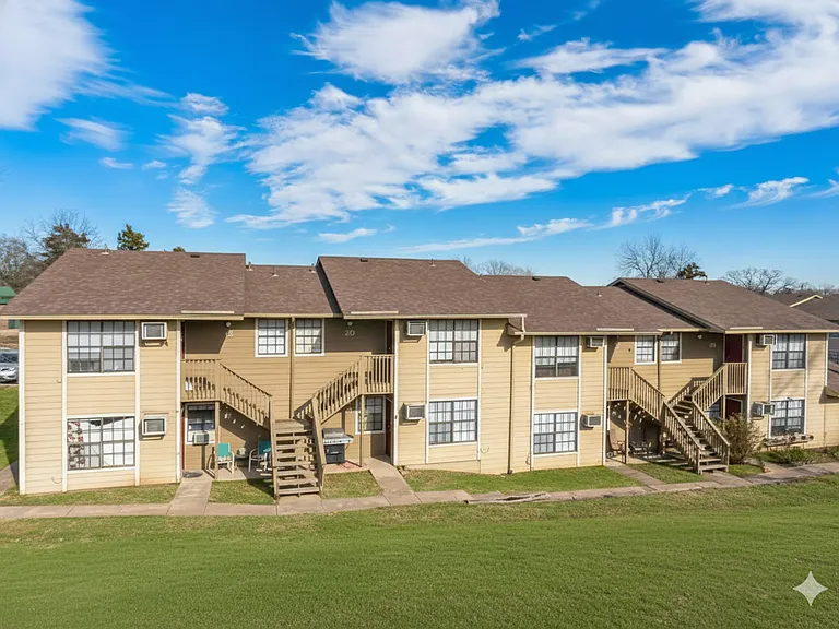Cedar Ridge Apartments — Photo 9