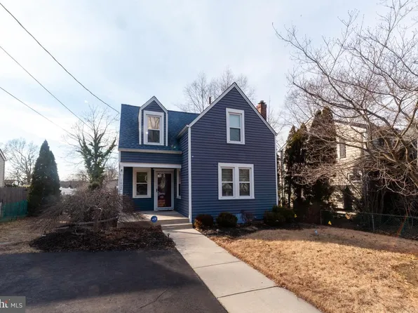 1402 Springside Pl, Burlington, NJ 08016