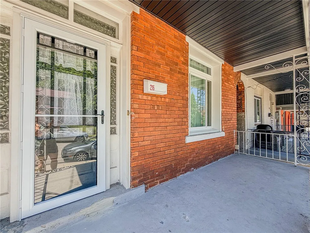 2 bed, 1248 sqft, $1,800 — Photo 2