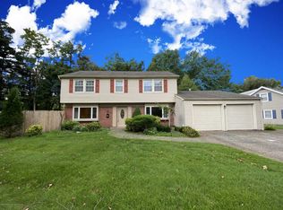 92 Avalon Ln, Aberdeen, NJ 07747