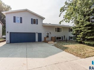 4013 E 28th St, Sioux Falls, SD 57103